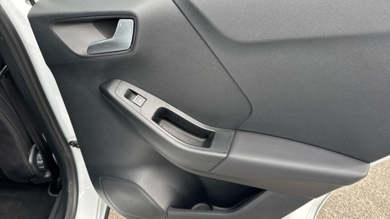 Ford Puma 1.0 EcoBoost Hybrid mHEV ST-Line Vignale 5dr Petrol Hatchback